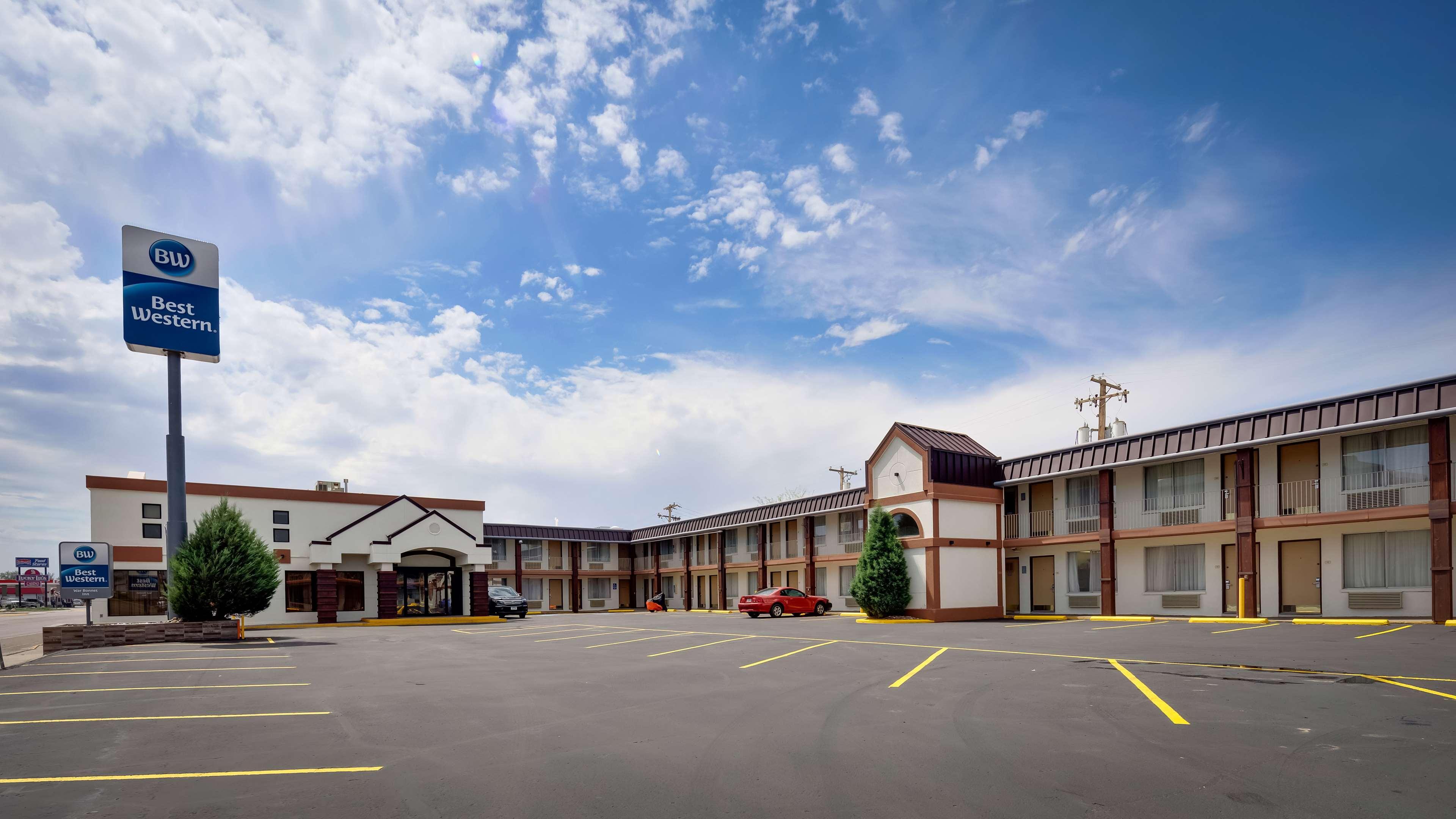 Best Western War Bonnet Inn Miles City Exterior foto